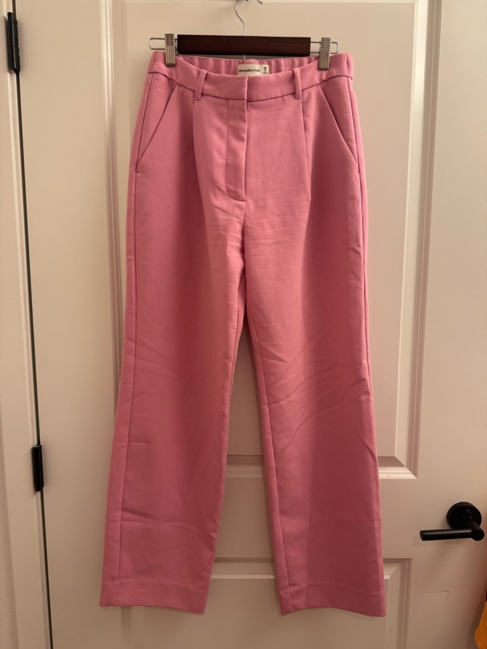 Abercrombie & Fitch Pink Straight-Leg Tailored Pants